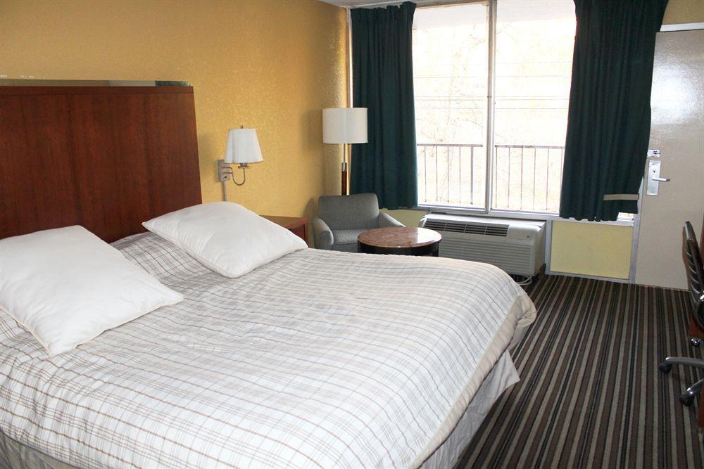 Days Inn Pigeon Forge South Eksteriør bilde